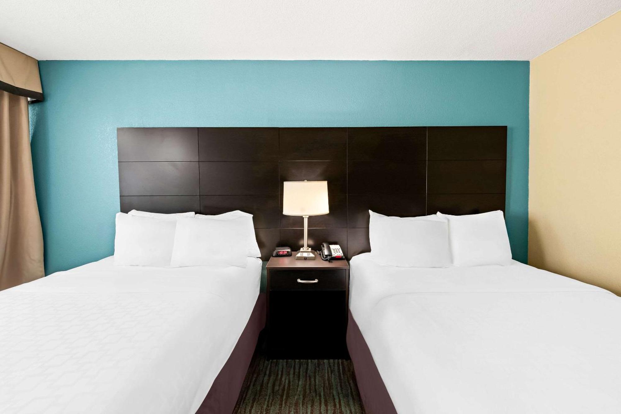 Quality Inn Dayton Airport Englewood Ngoại thất bức ảnh