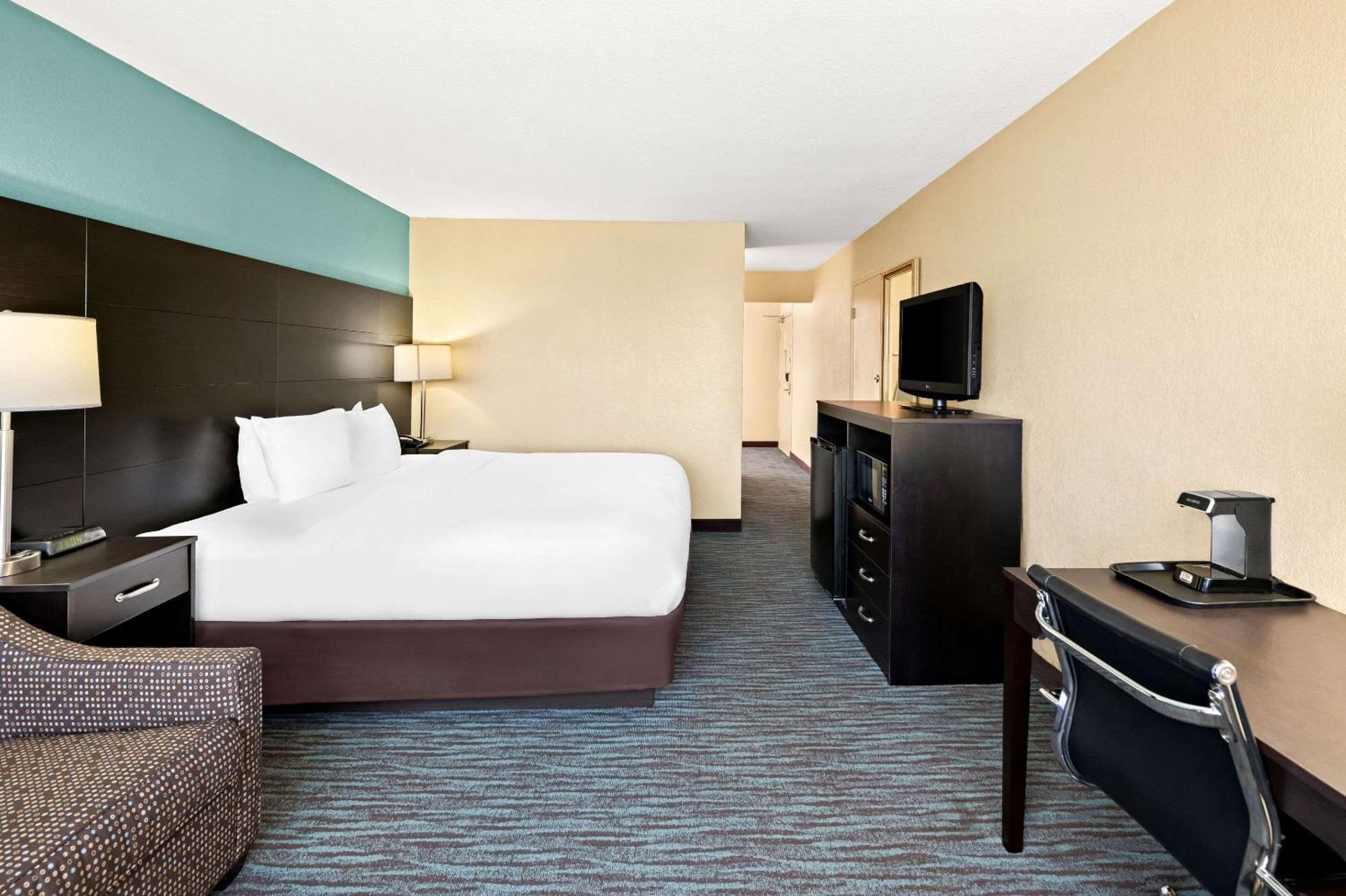 Quality Inn Dayton Airport Englewood Ngoại thất bức ảnh