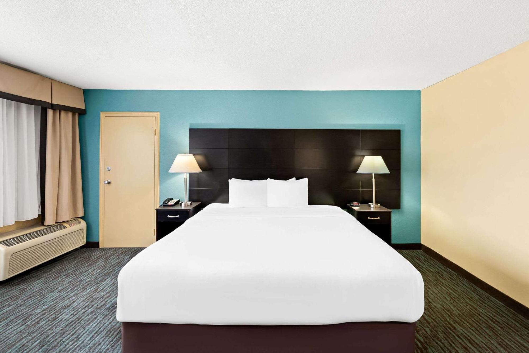 Quality Inn Dayton Airport Englewood Ngoại thất bức ảnh