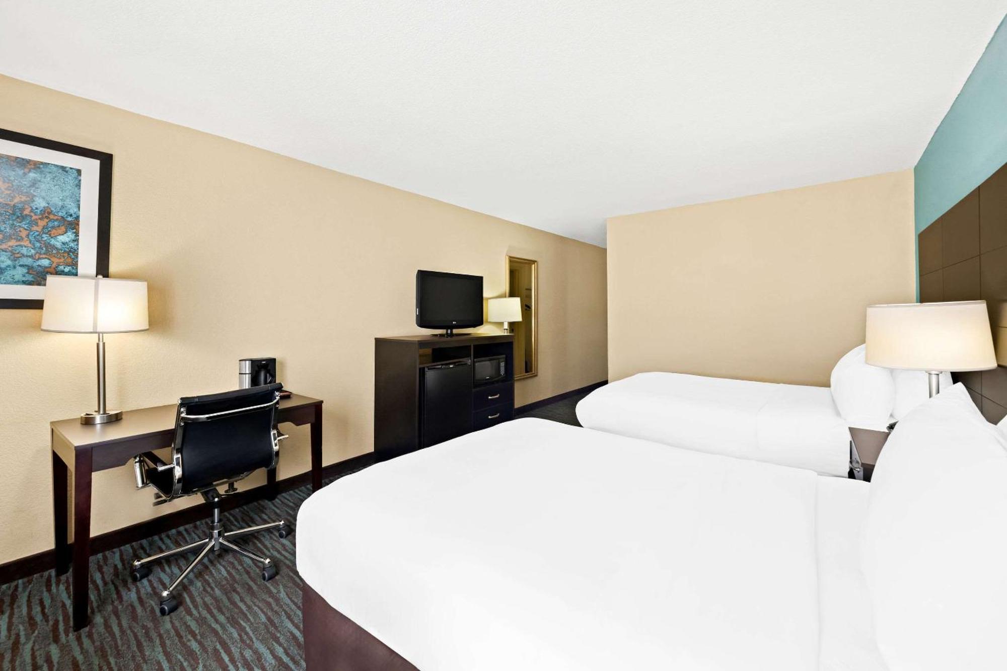 Quality Inn Dayton Airport Englewood Ngoại thất bức ảnh