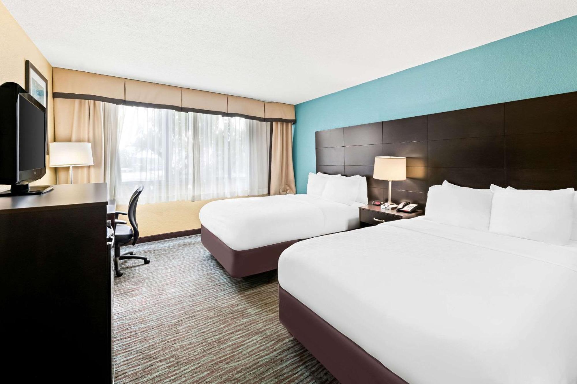 Quality Inn Dayton Airport Englewood Ngoại thất bức ảnh